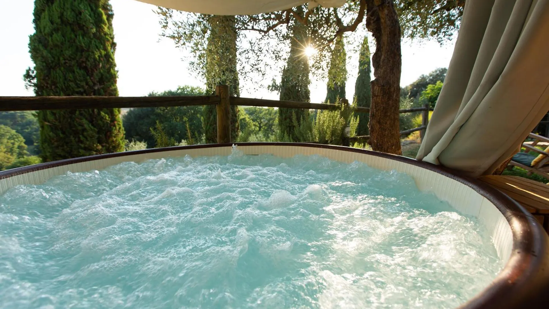Appartamento Vivaia Trendy Rural Poggibonsi 0*,  Italia